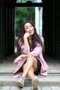 Ditte Young | Author | Therapist | Clairvoyant I Telepath